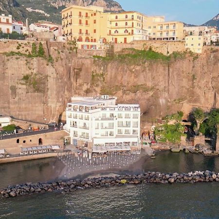 Hotel Giosue' A Mare Meta Zewnętrze zdjęcie